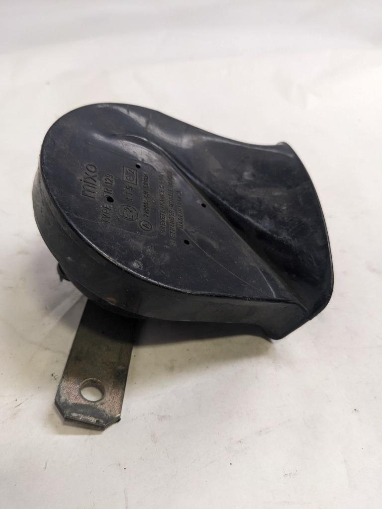 PORSCHE 84-91 944 LOW PITCH TONE ELECTRIC HORN SIREN MIXO TR129 #5 USED R21T2