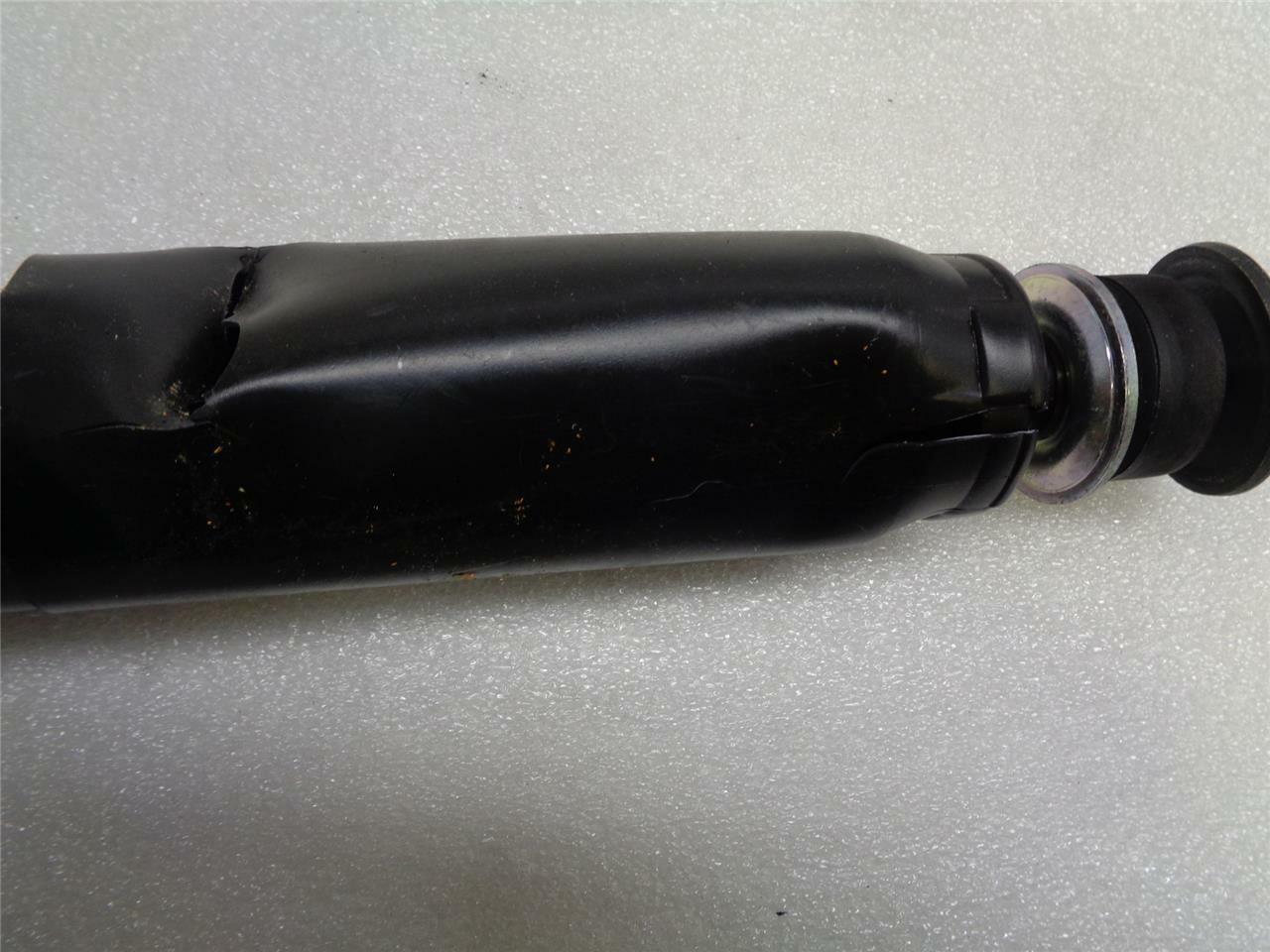 NEW SET OF GENUINE TOYOTA SHOCKS '09-'14 FJ CRUISER 48510-35400/48530-35211 R9