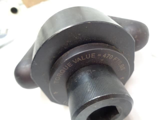 ADB HOIST RING 33402 HEAVY DUTY RATED FOR 15,000LBS TORQUE VALUE = 470FT/LBS R29