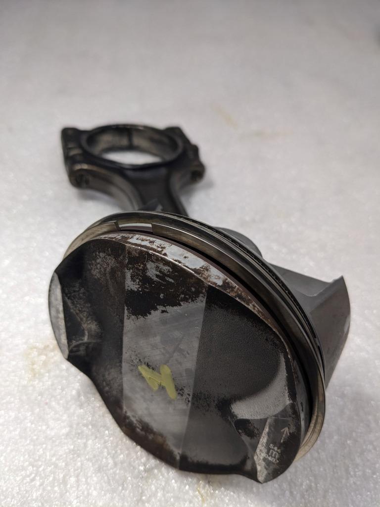 PORSCHE 987 BOXSTER PISTON & CONNECTING ROD #1 9961031028R USED 996B.G.L.