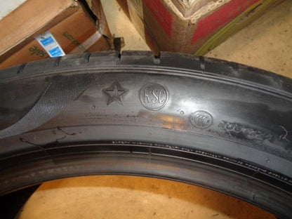 2 PIRELLI P ZERO PZ4-LUXURY (*) BMW RSC P 275 40 21 107Y XL 2751400 TIRE BQ2