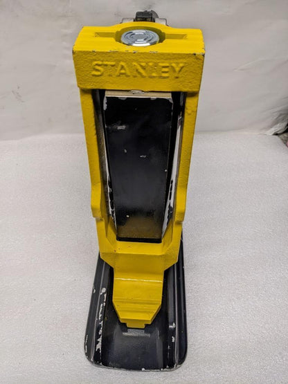 STANLEY TJ12111S HYDRAULIC TRACK JACK TJ12 NEW H2