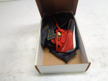 PAIR OF NEW MOTORQUALITY RACING SHOES RED SIZE 8.5-9(41) SR