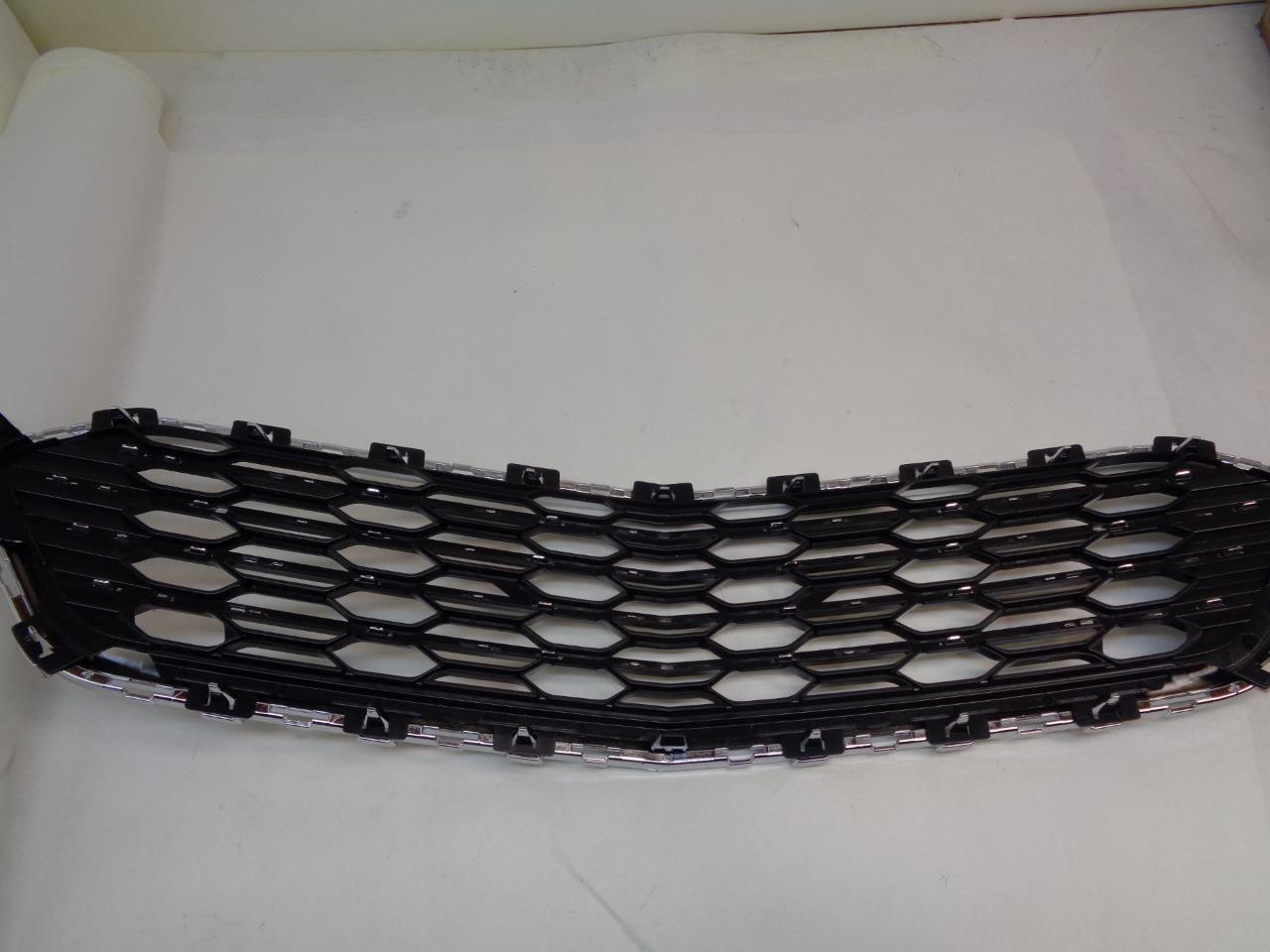 NEW 16-18 FRONT LOWER CHEVY CRUZE BUMPER GRILLE R18