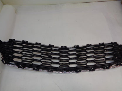 NEW 16-18 FRONT LOWER CHEVY CRUZE BUMPER GRILLE R18