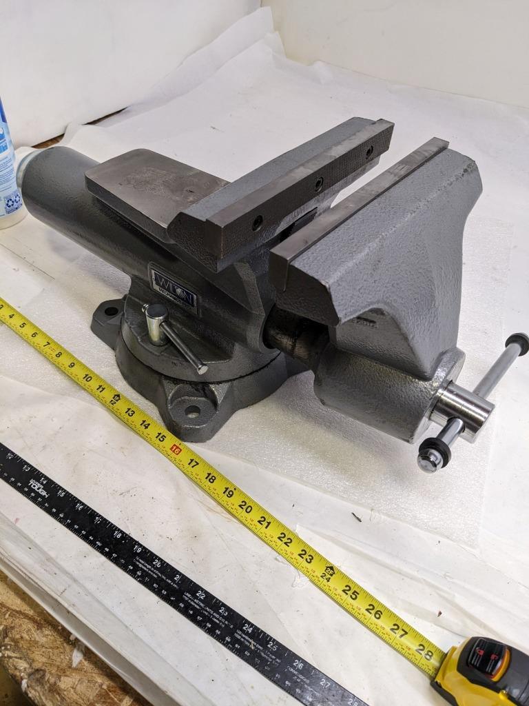WILTON MP 28814 BENCH VISE 10" JAW WIDTH 12" JAW OPENING 360DEG SWIVEL NEW H1