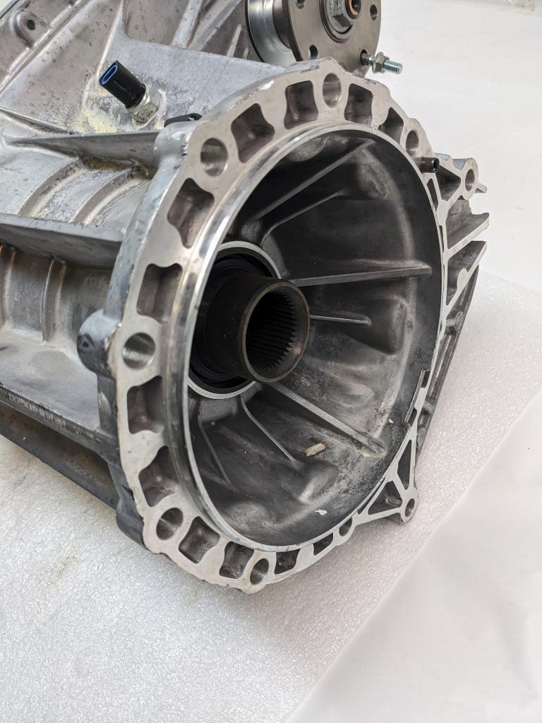 DAMAGED FORD GC347A195GA MANUAL SHIFT TRANSFER CASE ASSEMBLY FOR F350SD NEW B2