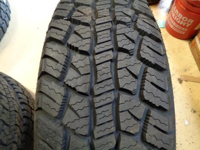 2 TRAVELSTAR ECOPATH A/T BSW LT 285 70 17 121/118S LRE 10PLY TIRES LL-LT019 BQ4