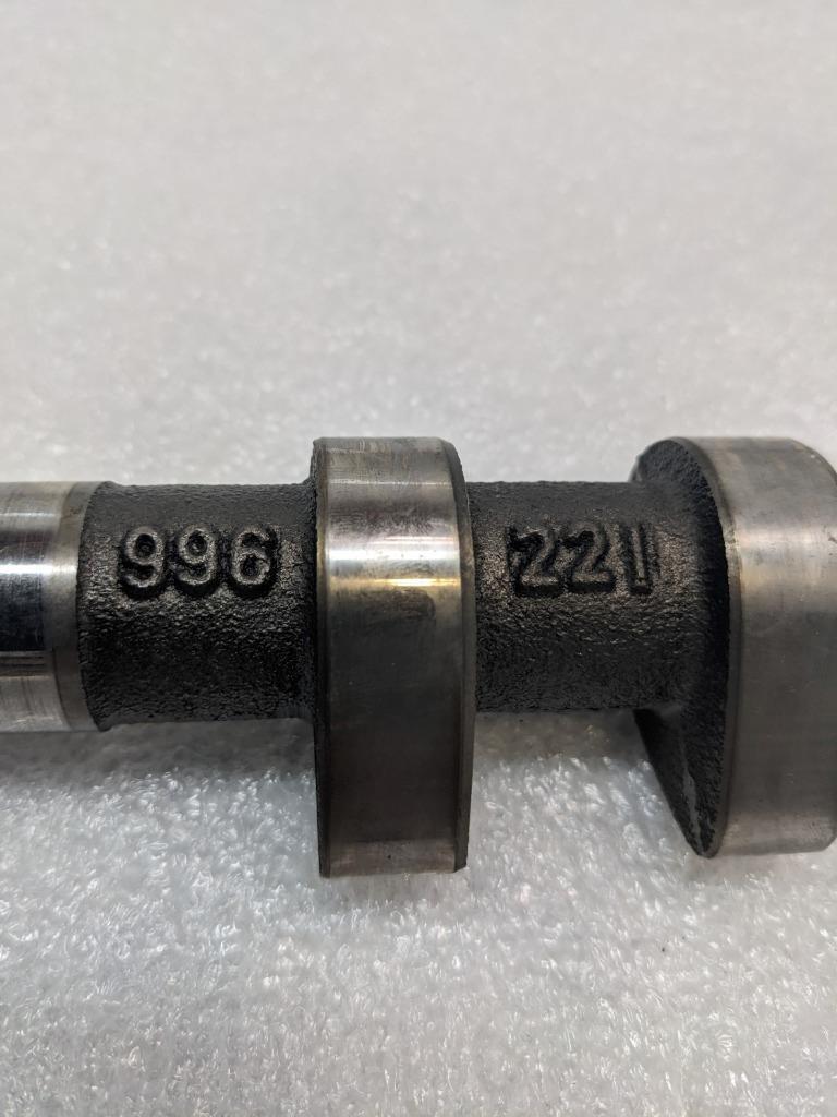 PORSCHE 996 BOXSTER CAMSHAFT 21-SPLINE 99622187002 USED 996B.G.L.2T1