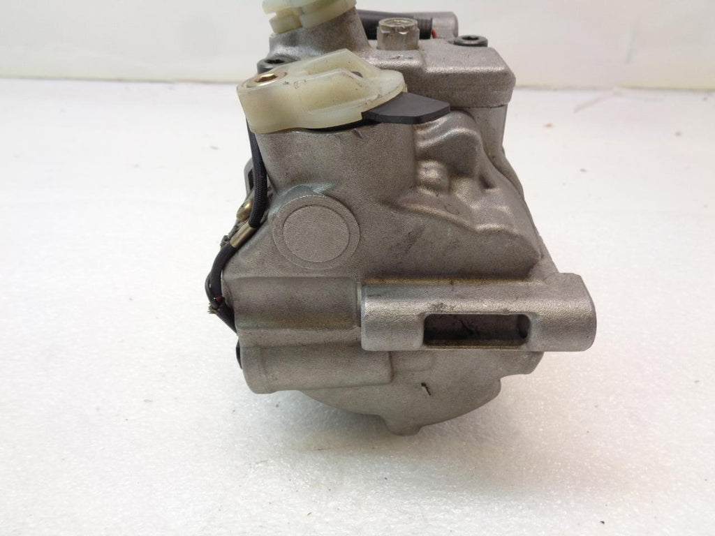 NEW DENSO 447220-8250 AC COMPRESSOR (UNKNOWN FITMENT) R2