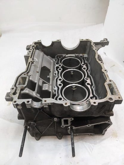 PORSCHE 911/996 RIGHT SIDE ENGINE BLOCK 9961011460R USED B2