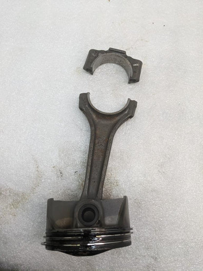 PORSCHE CAYENNE PISTON CONNECTING ROD #4 (CRACKED) 9461191R USED R24