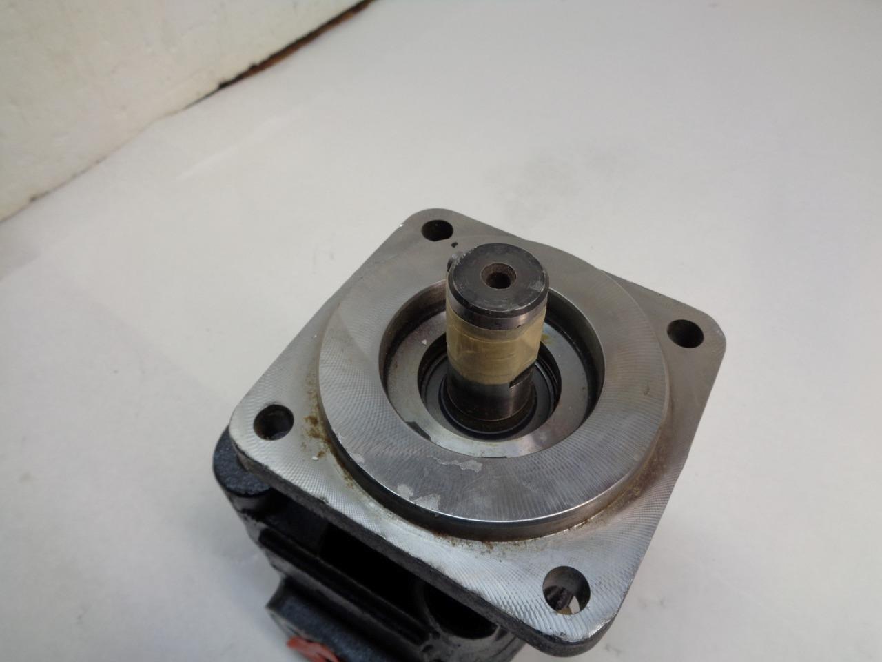 PARKER HYDRAULIC GEAR PUMP 3229210133 - 3225030002 NEW J2