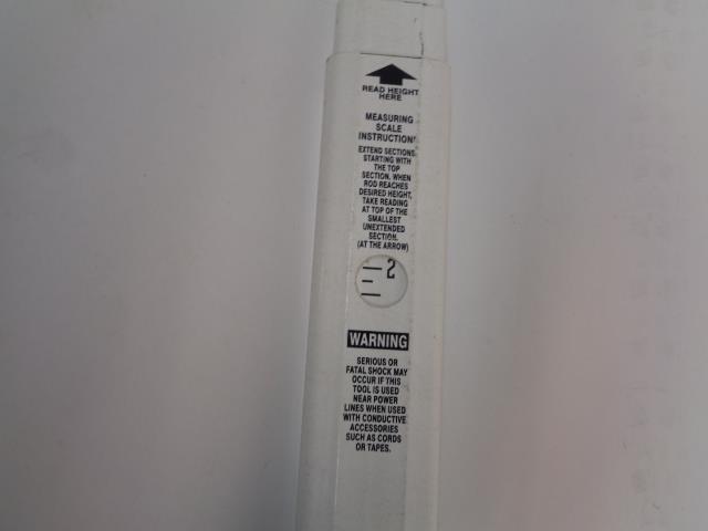 NEW SECO RECTANGULAR SERIES METRIC LEVELING ROD 5 METER 92046 R18