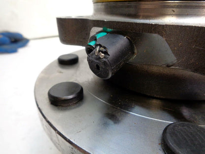 NEW MOOG 515020 WHEEL BEARING & HUB ASSEMBLY w/o WIRING (DAMAGED) R9