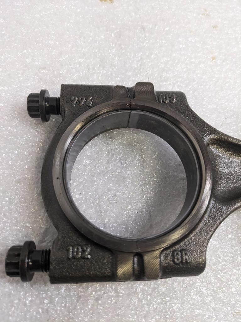 PORSCHE 996/911 CONNECTING PISTON RODS 9961031028R #2 USED 996BGL2T2