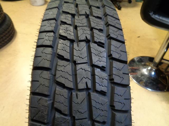 LIONHART LIONCLAW ATX2 LT 235 80 17 120/117S LRE 10PLY TIRE LHSTATX1780010 BQ4