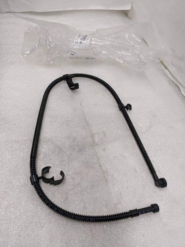 PORSCHE 95830104701 VENT LINE FOR PORSCHE NEW PGB2TB