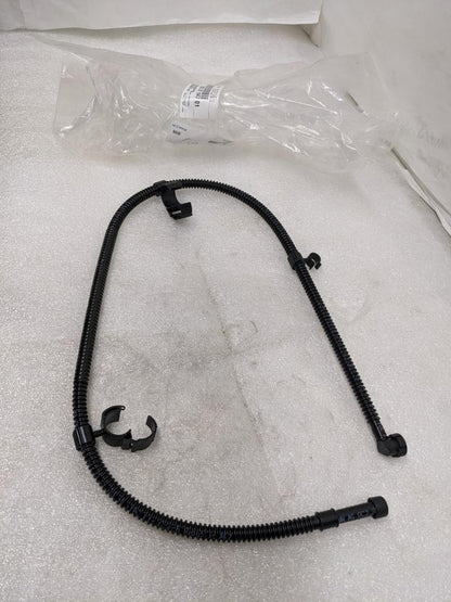 PORSCHE 95830104701 VENT LINE FOR PORSCHE NEW PGB2TB