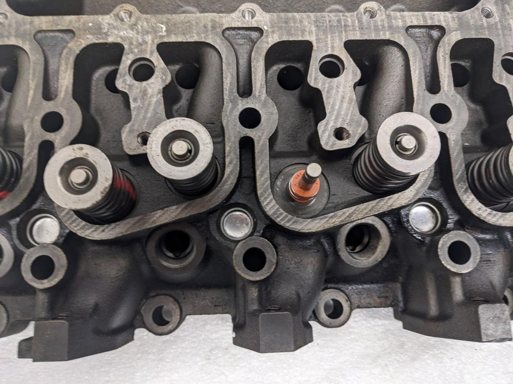 CUMMINS 2831041 Case Cummins Cylinder Head FOR 450/430/440 CASE Dozer NEW R18