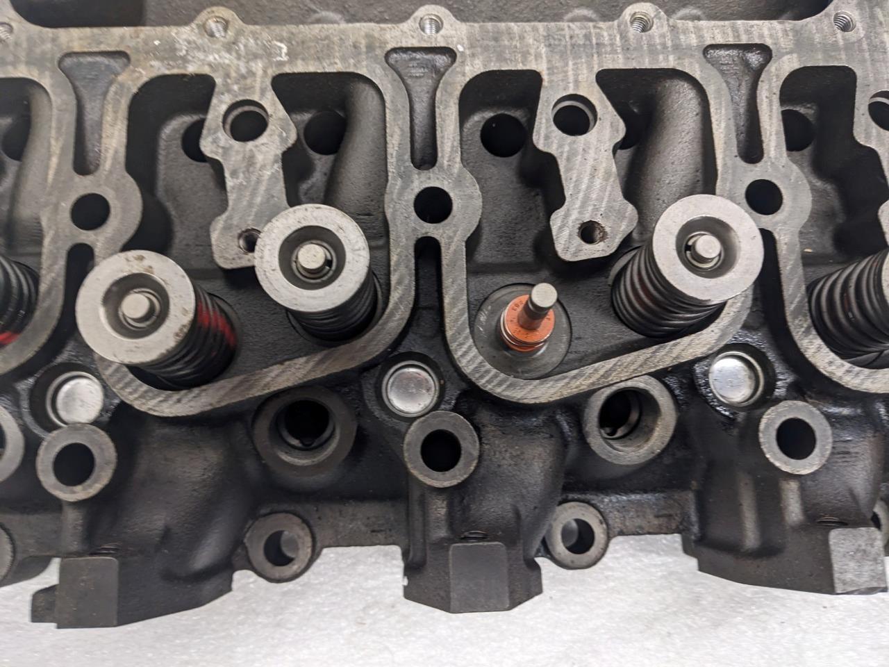 CUMMINS 2831041 Case Cummins Cylinder Head FOR 450/430/440 CASE Dozer NEW R18