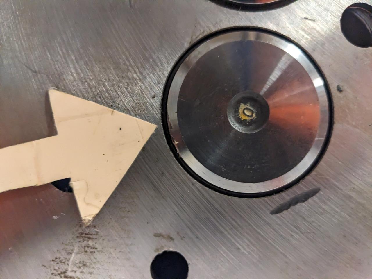 NEW GENUINE CUMMINS 88NT CYLINDER HEAD 3081225-RX (UNKNOWN FITMENT) I2