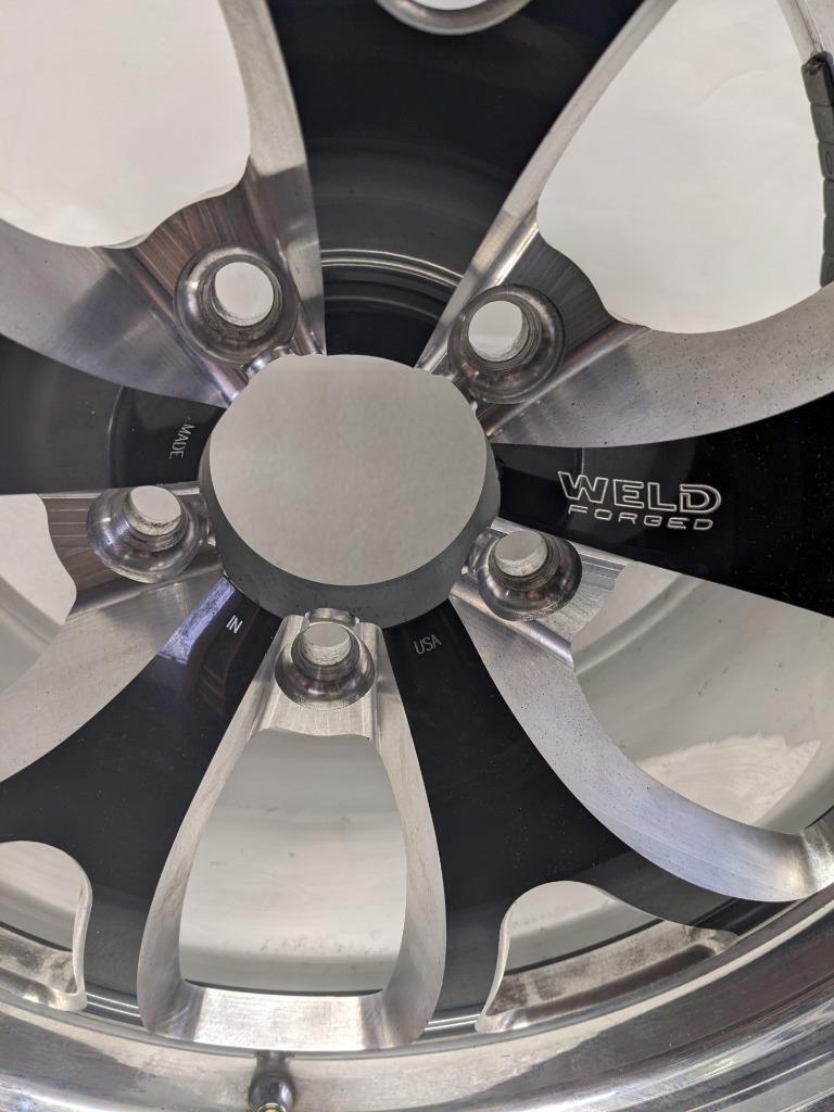 1 WELD RACING 76HB7100W67A WHEEL RT-S S76 FORGED ALUMINUM BLACK 17X10 USED B2