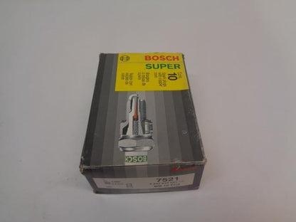 BRAND NEW BOSCH SUPER SPARK PLUG OLDSMOBILE PONTIAC 10 PACK 7521 R13T3