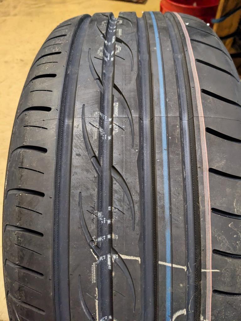 NOS YOKOHAMA C.DRIVE 2 ZPS (MOE) MERCEDES P 235/50R18 97V SL TIRE