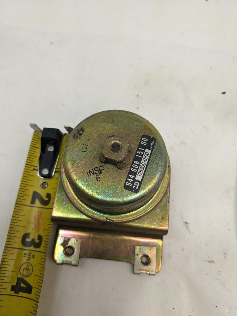 PORSCHE 83-85 944 ALTITUDE CONTROL MODULE 94460615100 USED R21T2