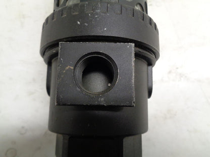 NEW MASTER PNEUMATIC FILTER/REGULATOR (NO GAUGE) CFDR100-4 R6TD