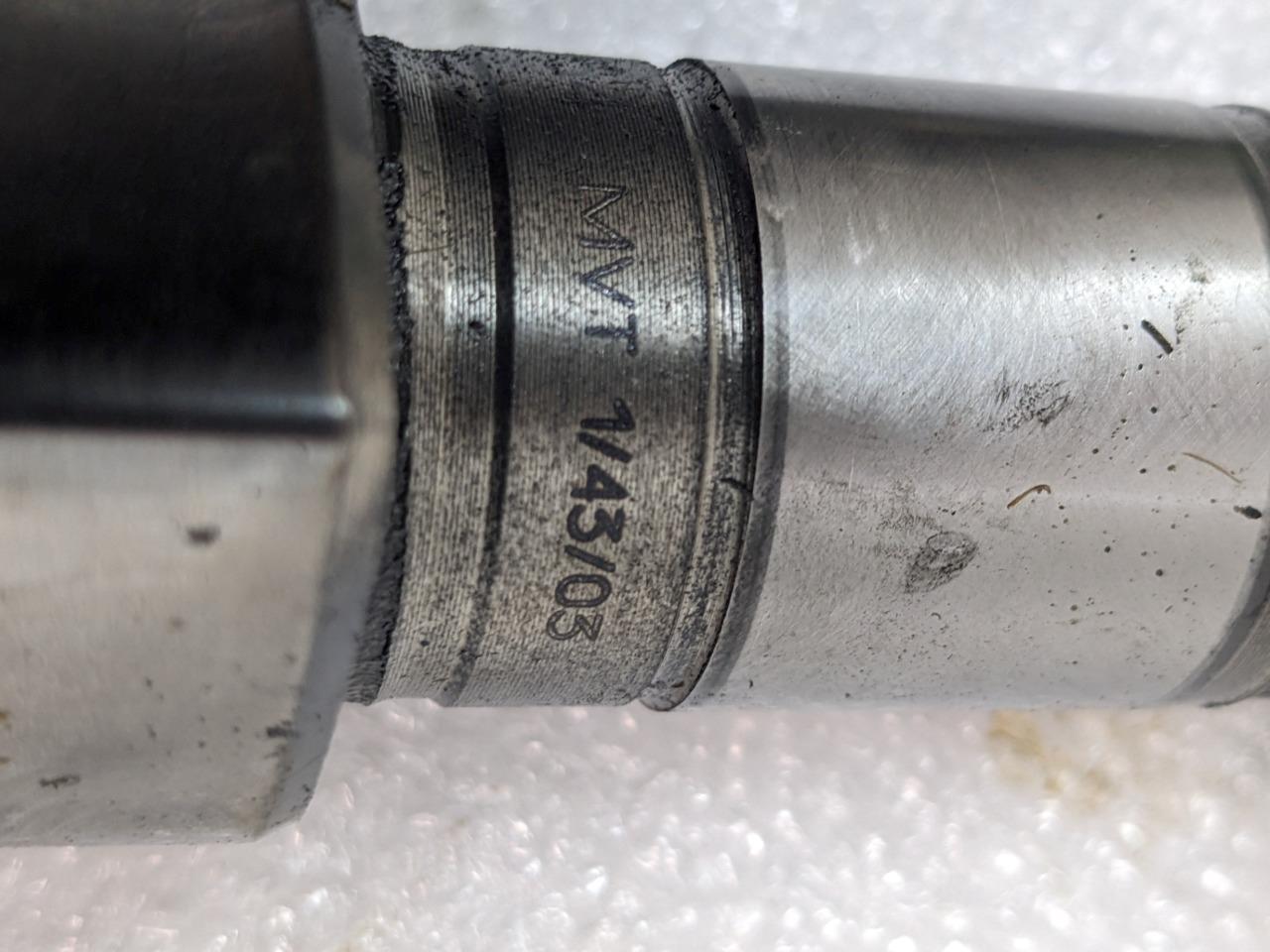 PORSCHE CAYENNE INTAKE CAMSHAFT WITH DRIVER LEFT INLET BRACKET 9482133R USED R24