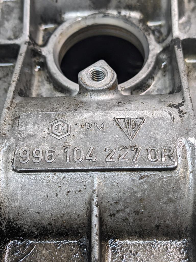 PORSCHE 911/996 CYLINDER HEAD ASSEMBLY W COVER 9961041391R SR: 6626 996GL2