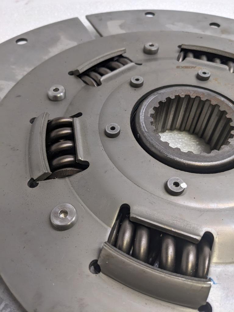 EXEDY 9H02 TORSIONAL DAMPER CLUTCH DISC 18.5" DIA 22T NEW R6