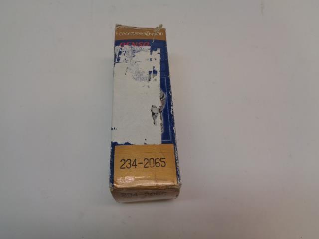 BRAND NEW DENSO 89-89 CHRYSLER MITSUBISHI OXYGEN SENSOR 234-2065 R13T4