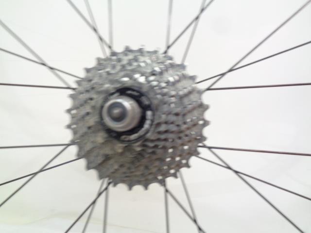 USED FUJI SL1.1 BICYCLE WITH EDCO OPTIMA ROCHES WHEELS