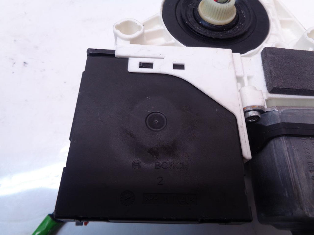 GENUINE PORSCHE WINDOW MOTOR W/CONTROL MODULE 997 624 182 03 R21T4