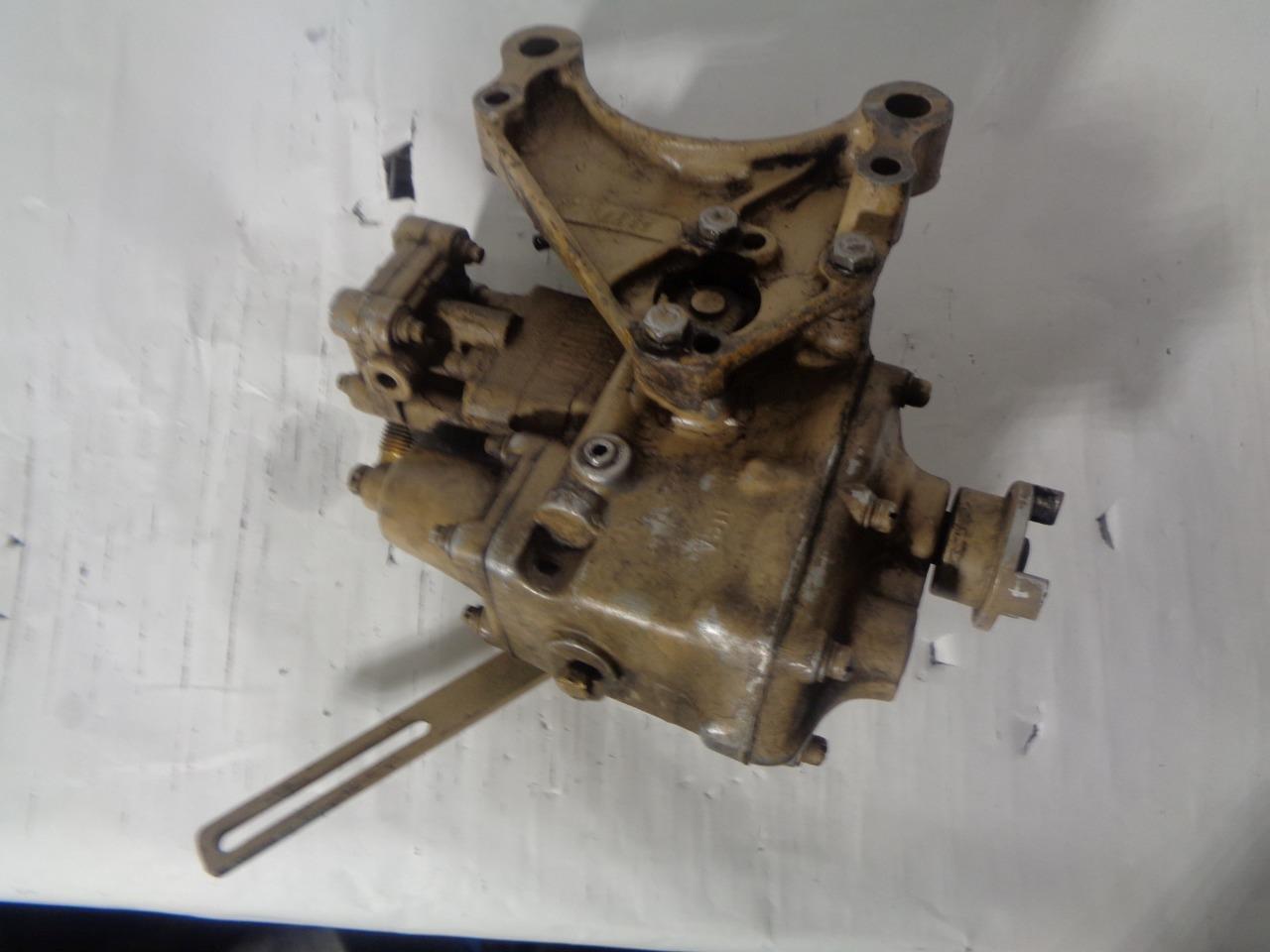 CUMMINS AFC INJECTION PUMP WITH CUMMINS FUEL PUMP DAMPER COVER 153338 USED R13