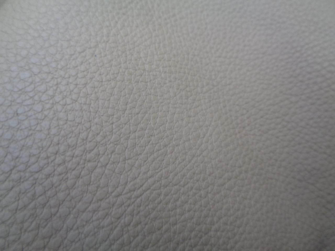 LEATHER HIDE 39.28 SQUARE FEET/3.65 SQUARE METERS TAN NEW N.3 SR