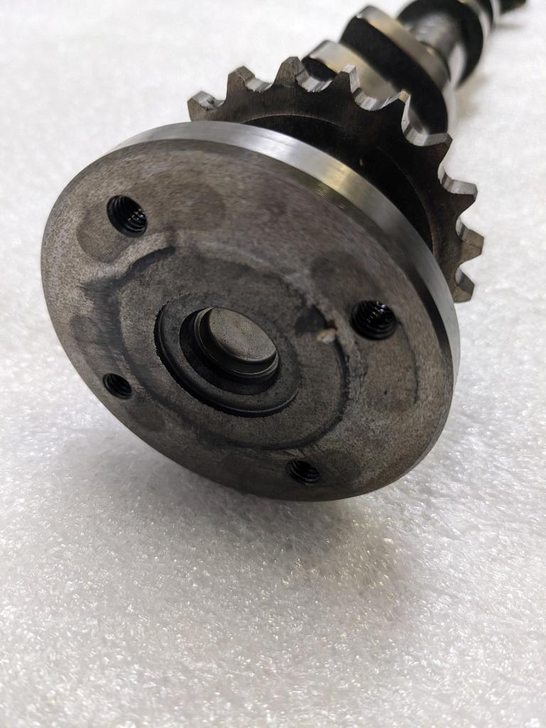 PORSCHE 911 996 (1998-2005) CAMSHAFT INTAKE (CYLINDER4-6) 996222 USED 996B.G.L.