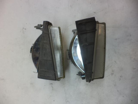 Porsche 928 1978-1982 Fog Lights 928 631 417 00/01 USED PAIR R25T3