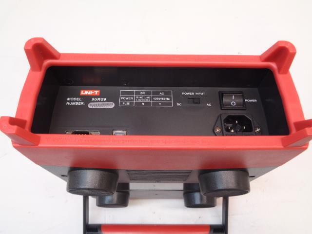 NEW UNI-T BENCH DIGITAL MULTIMETER AC 4 TO 1000V DC 400M-V TO 1000 V 5URG9 R28