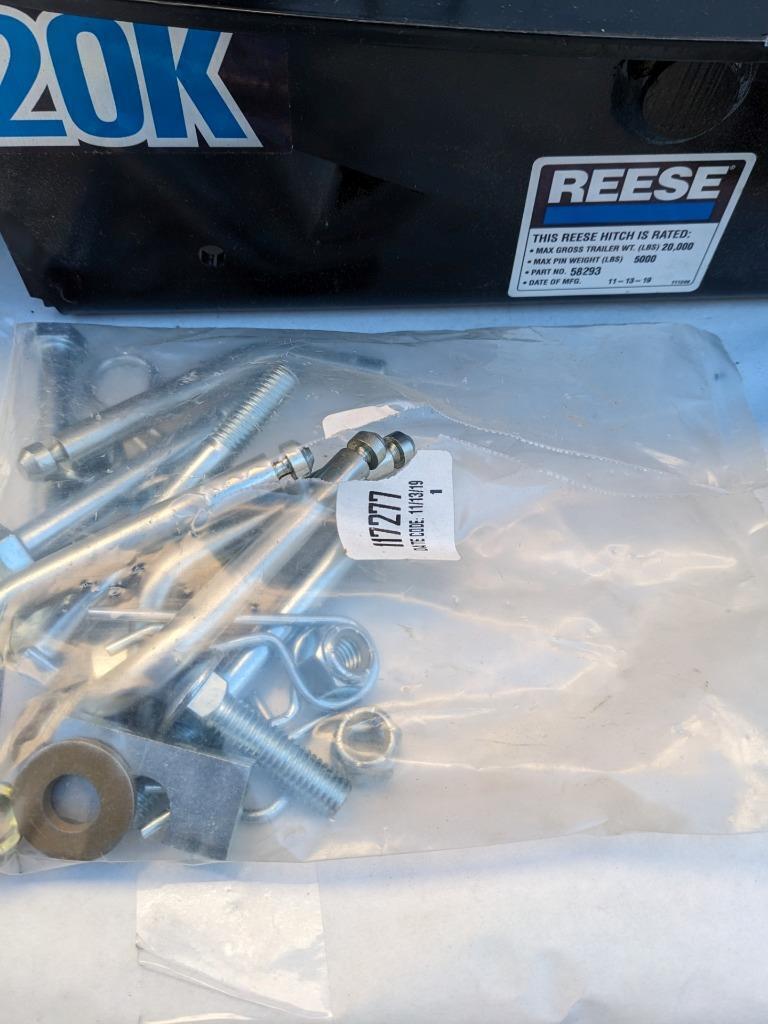 REESE 20K FIFTH WHEEL HITCH (BASE ONLY) 30083 R18