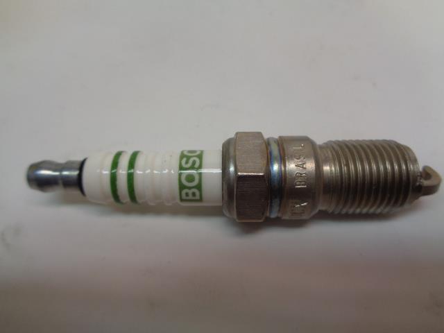 BRAND NEW BOSCH MAZDA FORD SUPER SPARK PLUG 10 PACK 7571 R13T3