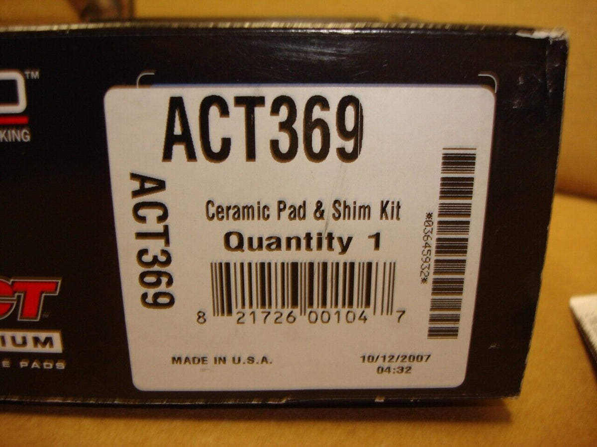 AKEBONO PRO ACT FRONT DISC BRAKE PADS 99-00 CADILLAC ESCALADE ACT369 R5TB