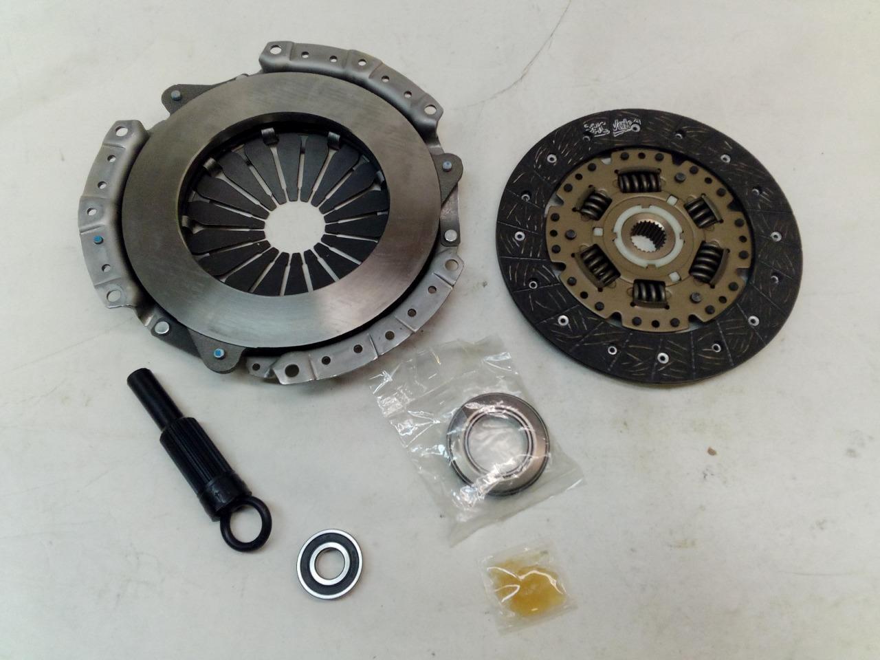 VALEO CLUTCH KIT for 03-05 CHEVY 02-04 OLDSMOBILE 02-05 PONTIAC MODELS 52252219
