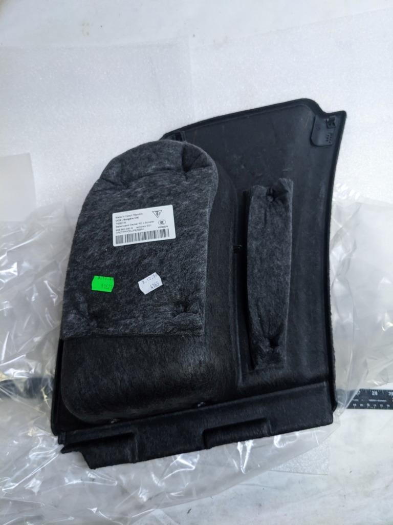 PORSCHE 95B863990B INT QUARTER PANEL TRIM ACCESS COVER  MACAN 2019-2023 NEW PGB2