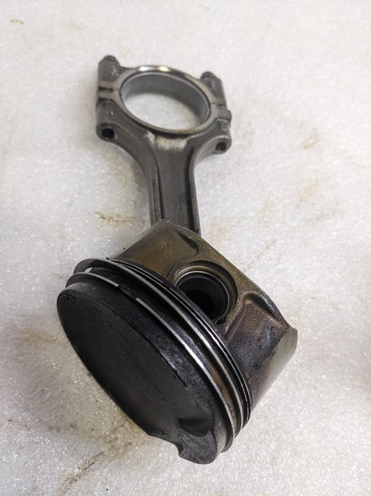 PORSCHE 996/911 CONNECTING PISTON RODS 9961031028R #3 USED 996BGL2T2