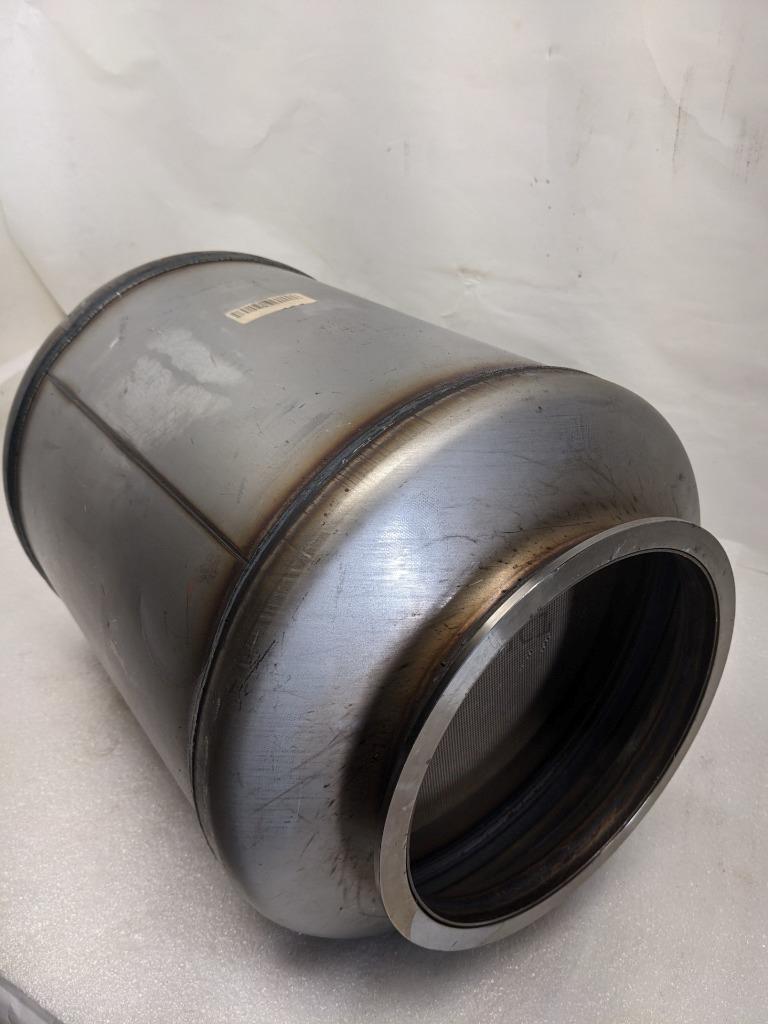 INTERNATIONAL 82073122 DPF FOR 2011 INTERNATIONAL MAXXFORCE DT 530 466 NEW B3B2