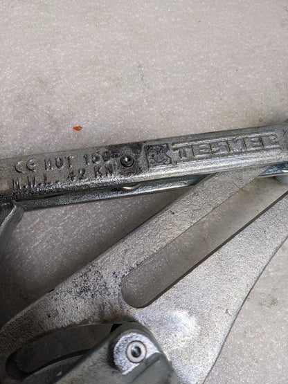 TESMEC SELF-GRIPPING CLAMP 37477 USED I1